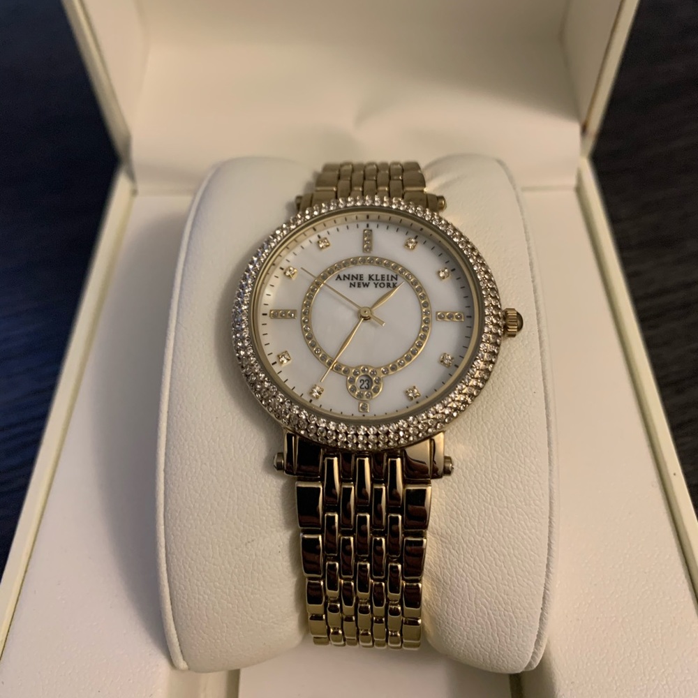 ANNE KLEIN WATCH